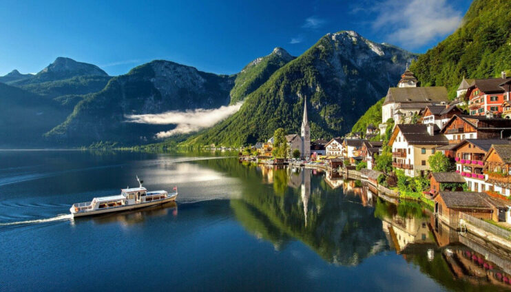 Hallstatt im Salzkammergut / Österreich