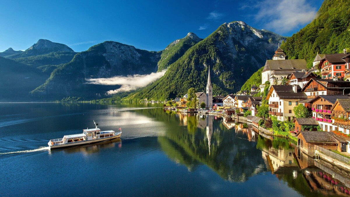 Hallstatt im Salzkammergut / Österreich