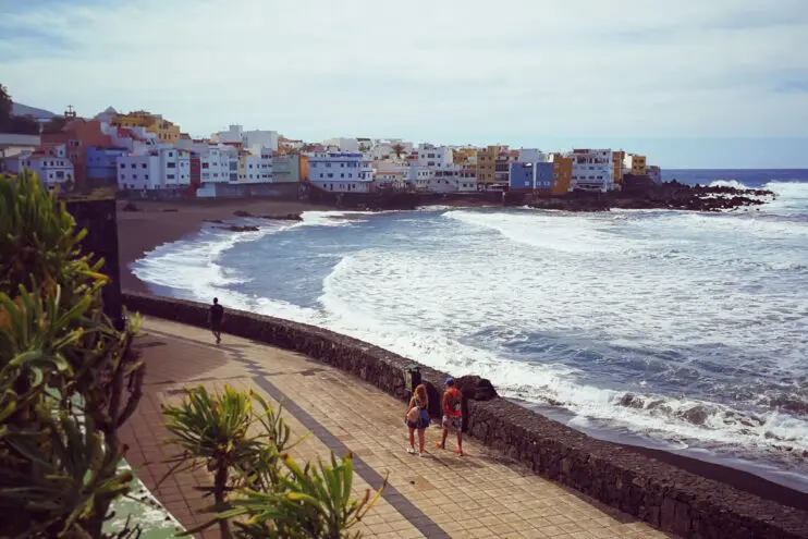 Der Strand (Playa María Jiménez) von Puerto de La Cruz / Teneriffa