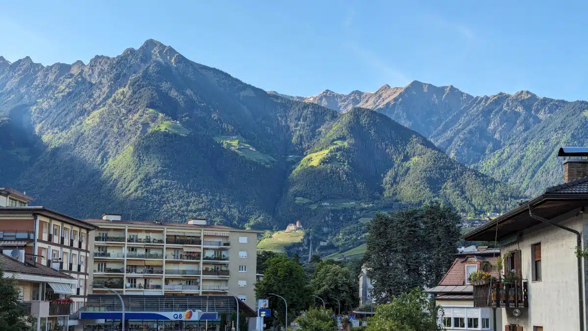 Italien: Das traumhafte Alpenpanorama in Meran